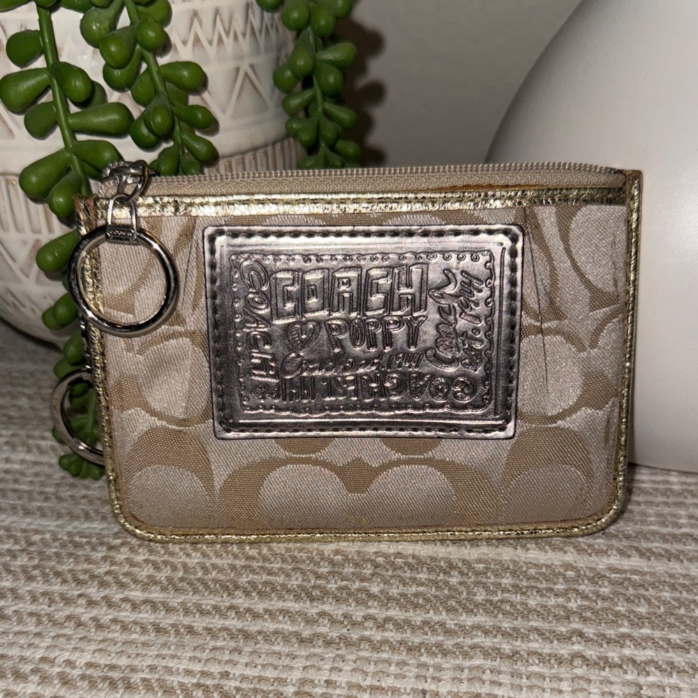 Coach Poppy signature Keychain Wallet